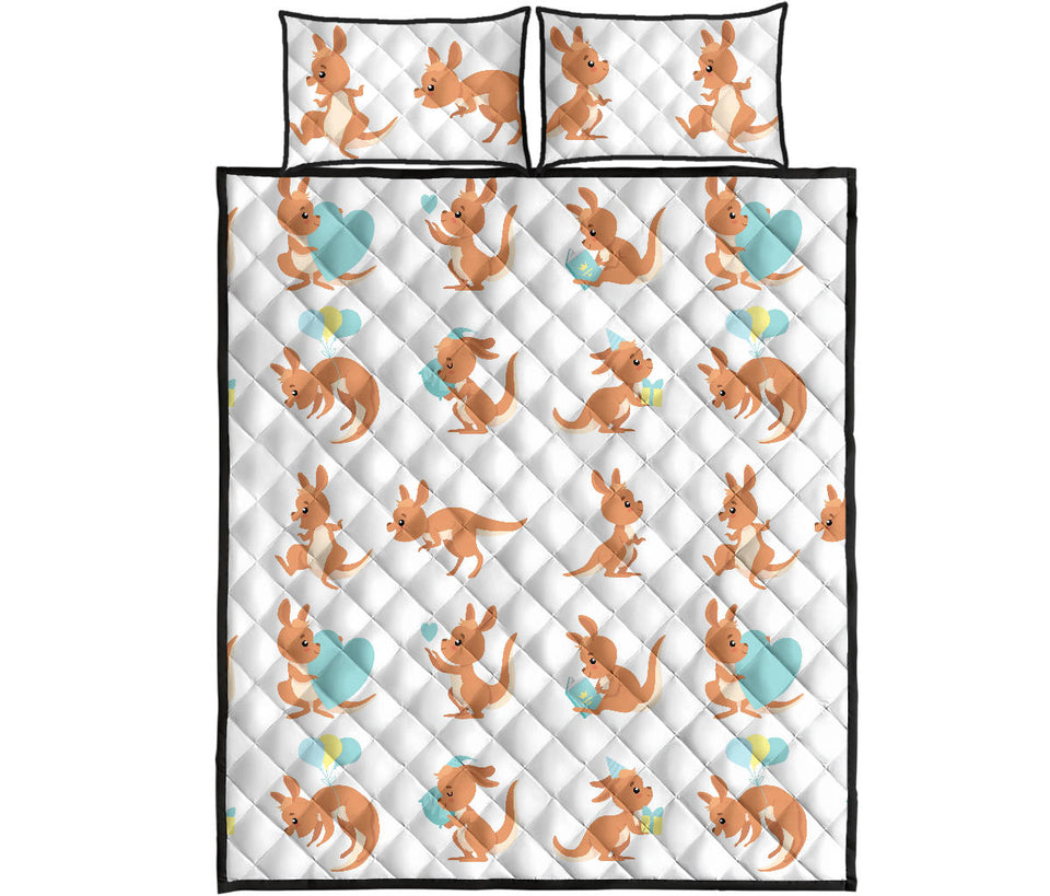 Cute Kangaroo pattern Quilt Bed Set