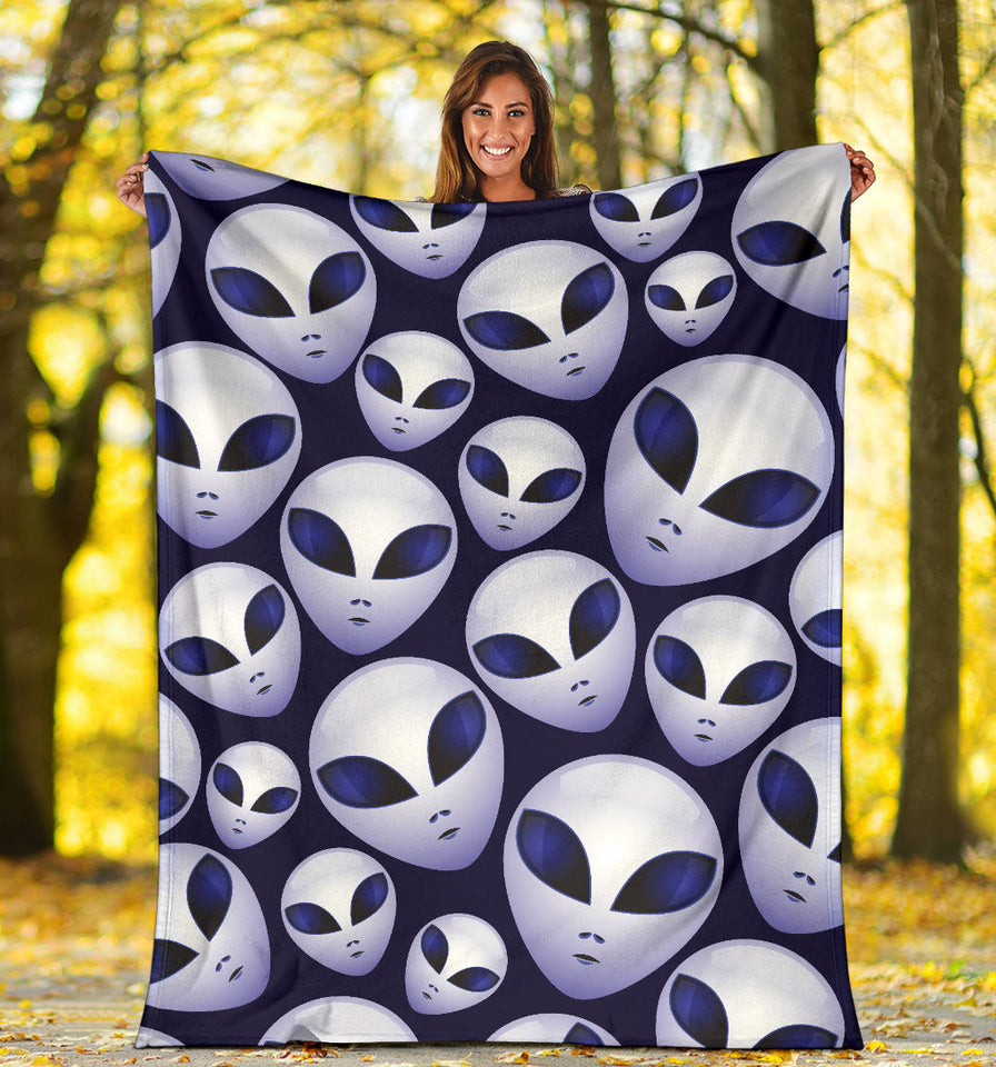 Alien Pattern Print Design 01 Premium Blanket
