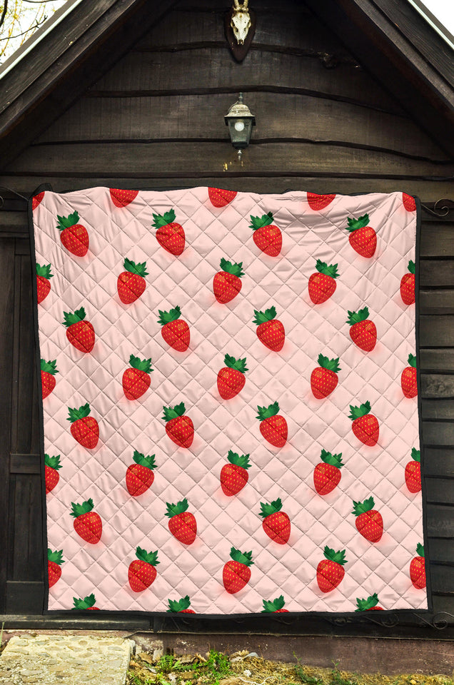 Strawberry Beautiful Pattern Premium Quilt