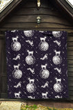Chihuahua Space Helmet. Astronaut Pattern Premium Quilt