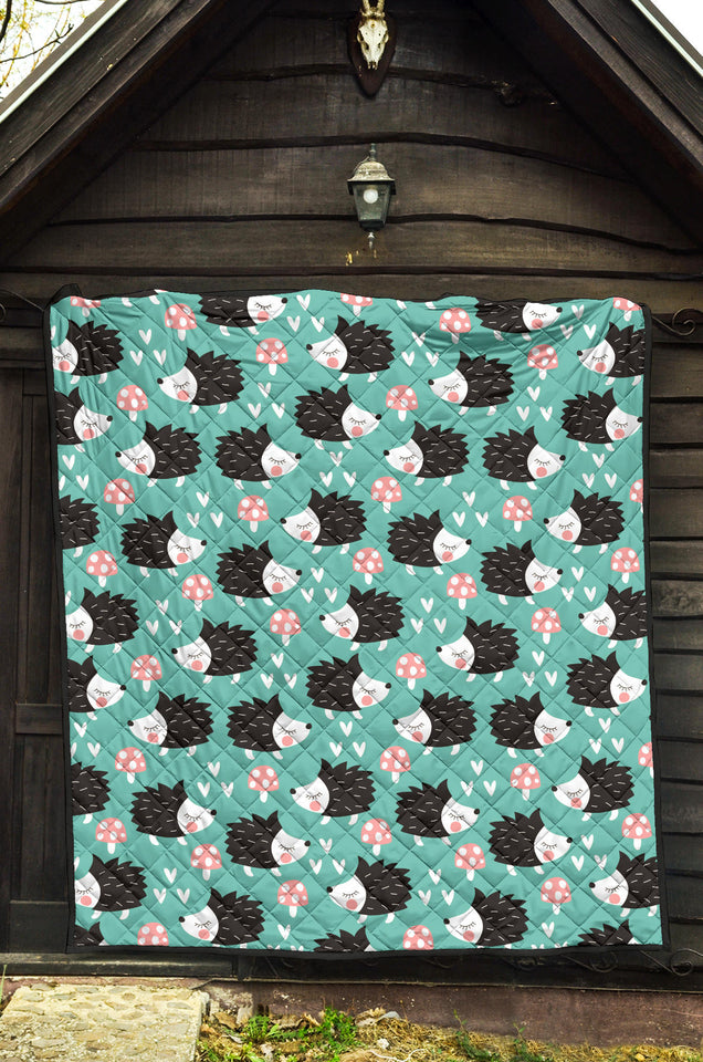 Hedgehog Pattern Print Design 03 Premium Quilt