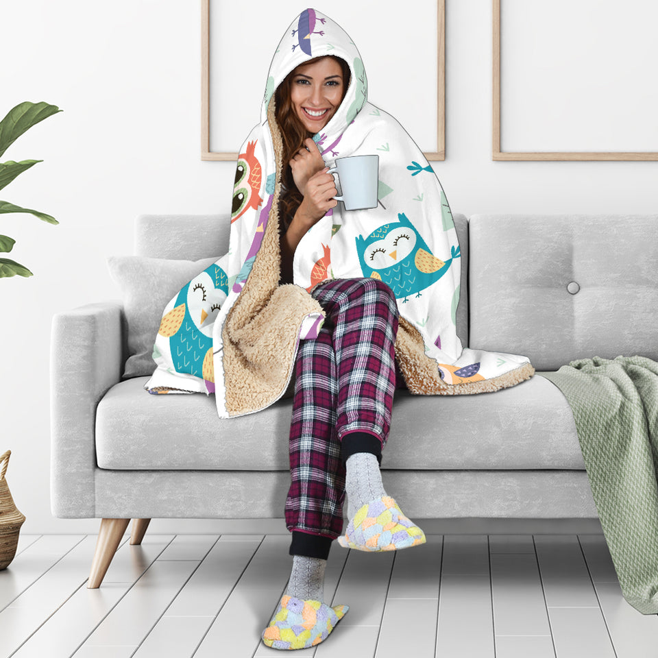 Cute Owl Pattern Hooded Blanket
