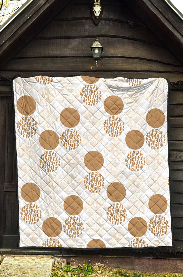 Gold Texture Mushroom Pattern Premium Quilt