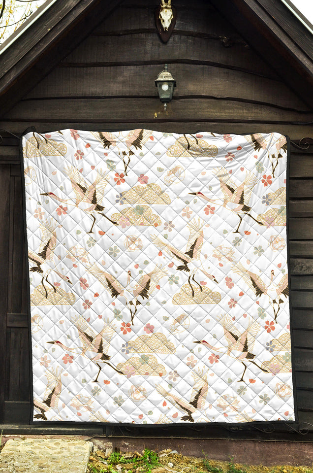 Beautiful Japanese Cranes Pattern Premium Quilt