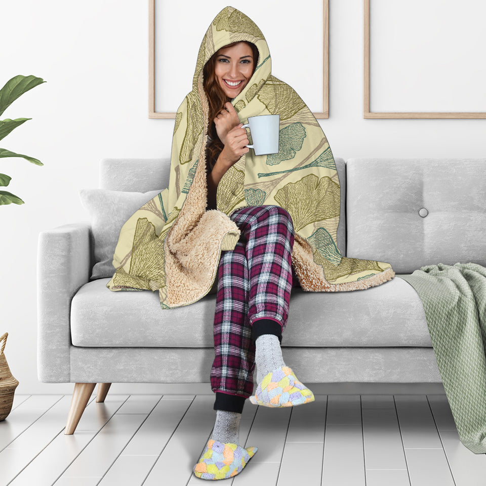 Ginkgo Leaves Design Pattern Hooded Blanket