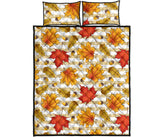 Maple leaf oak leaf acorns beige striped background Quilt Bed Set