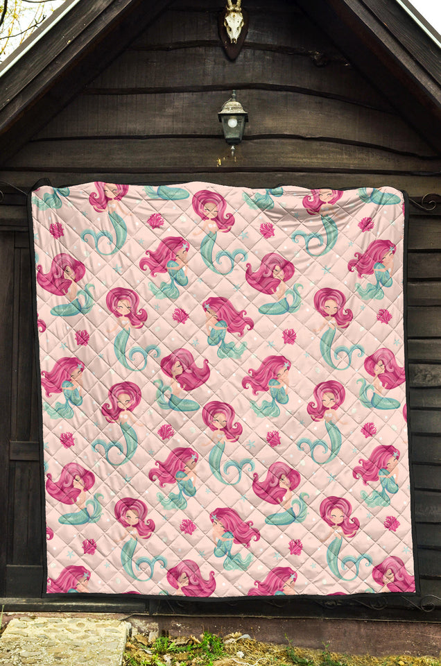 Cute Little Mermaid Pattern Premium Quilt