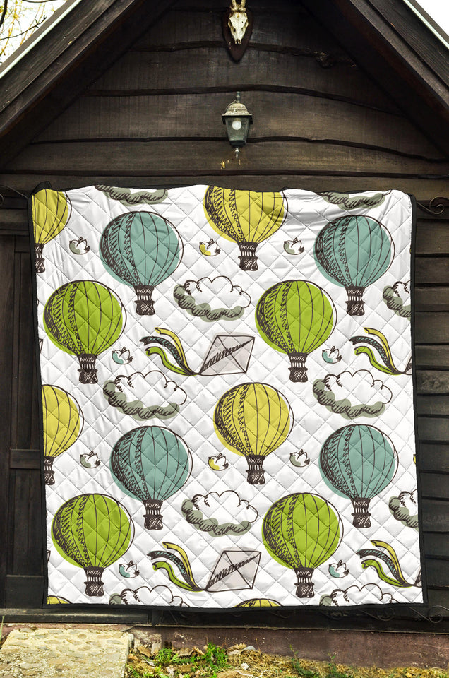 Hot Air Balloon Bird Cloud Pattern Premium Quilt