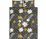 Beautiful gold autumn maple leaf pattern Quilt Bed Set