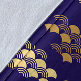 Beautiful Japanese Fan Pattern Premium Blanket