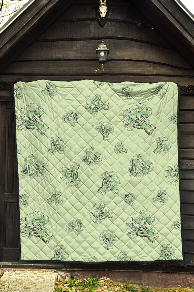 Broccoli Sketch Pattern Premium Quilt
