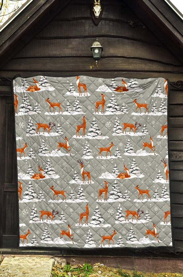 Beautiful Deers Winter Christmas Premium Quilt