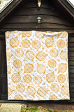 Hand Drawn Onion Pattern Premium Quilt