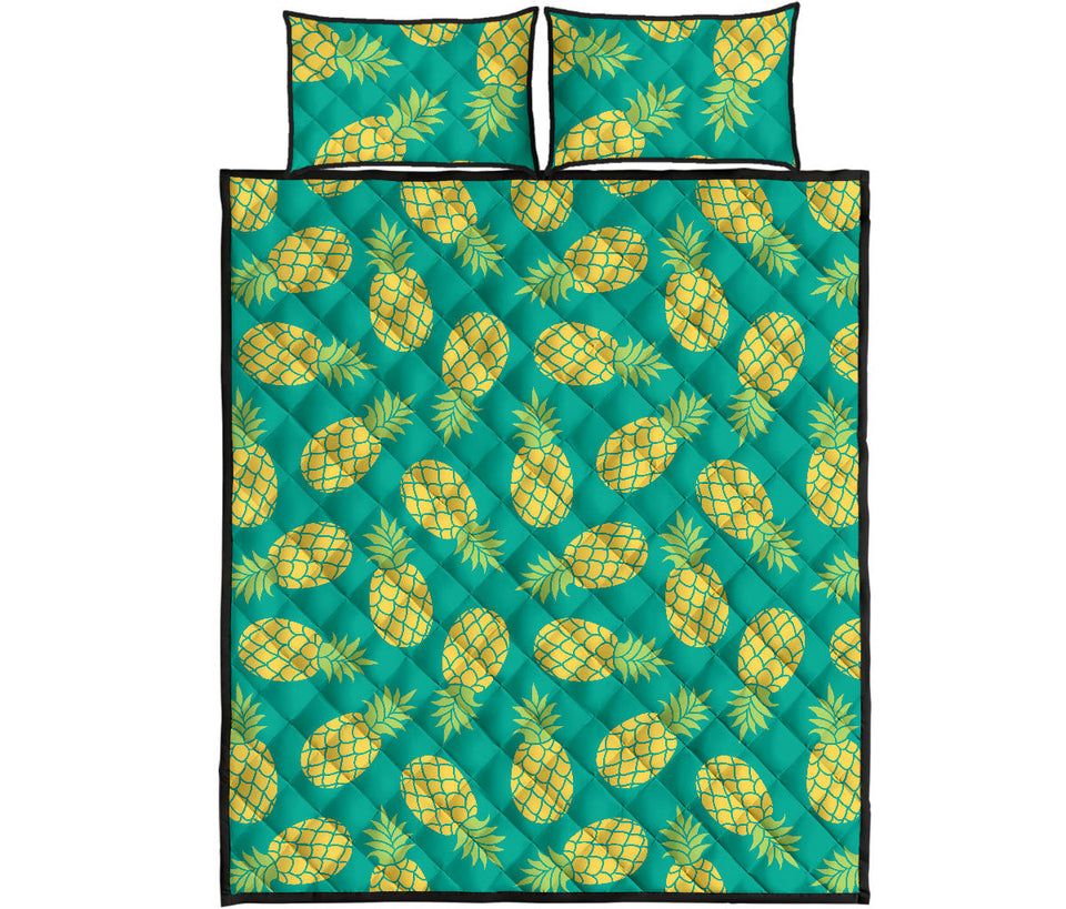 Pineapples pattern green background Quilt Bed Set