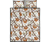 Sloths hanging on the tree pattern Quilt Bed Set
