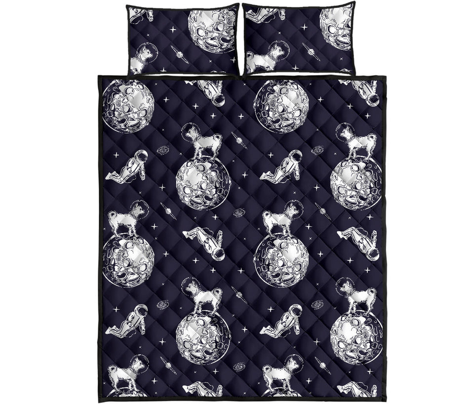 Chihuahua space helmet. astronaut pattern Quilt Bed Set