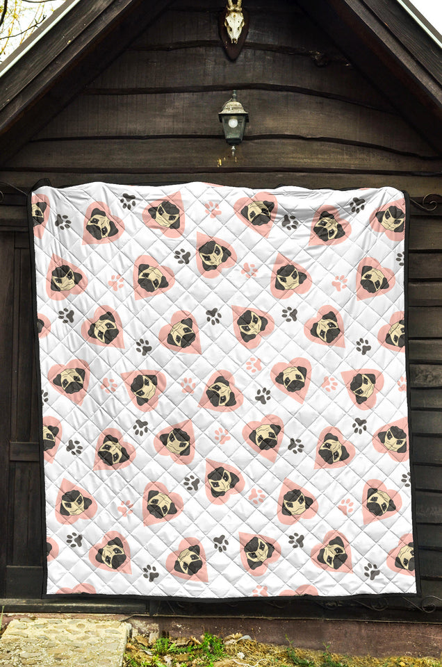 Cute Pugs Pink Heart Paw Pattern Premium Quilt