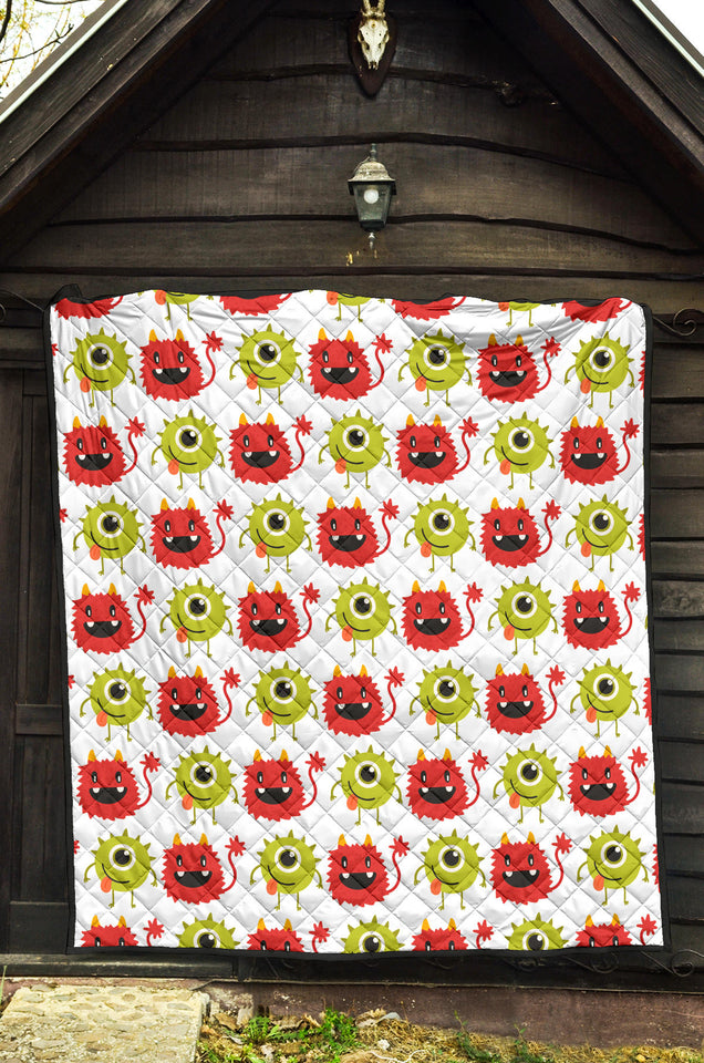 Alien Pattern Print Design 05 Premium Quilt