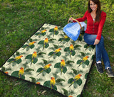 Beautiful Parrot Palm Leaves Pattern Premium Quilt