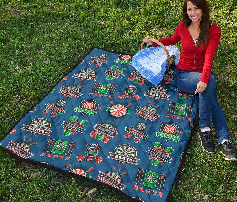 Darts Pattern Print Design 02 Premium Quilt