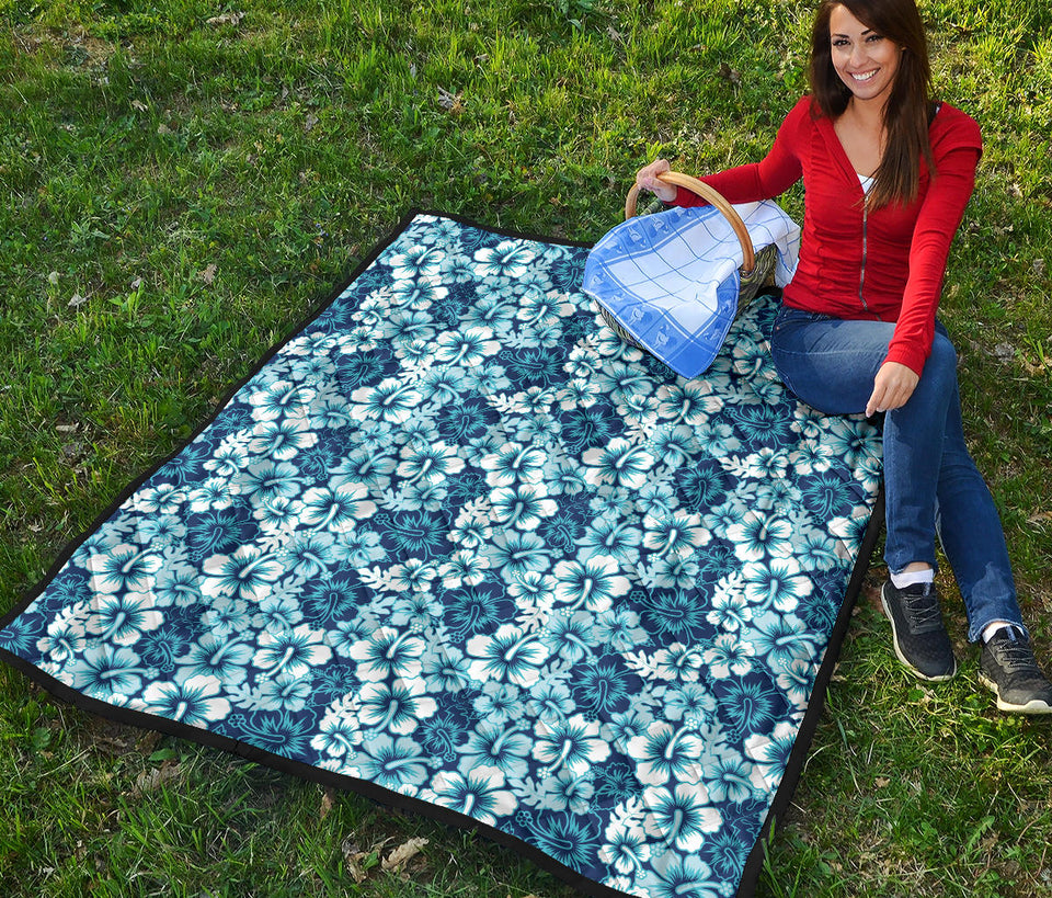 Hibiscus Pattern Print Design 03 Premium Quilt