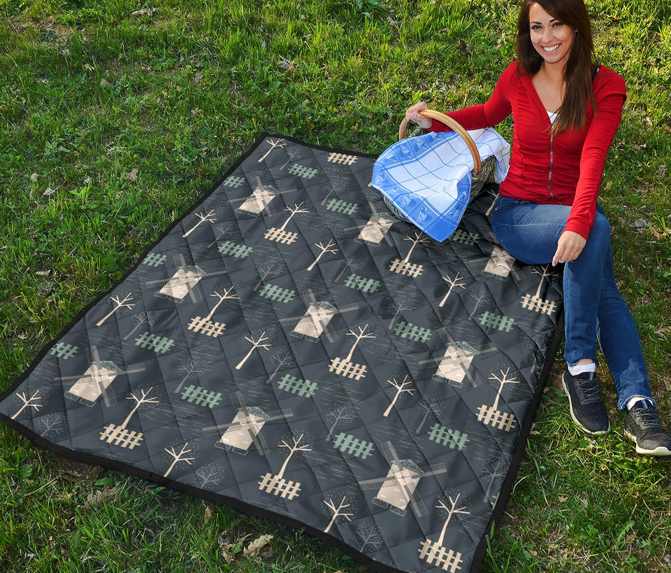Windmill Tree Pattern Premium Quilt