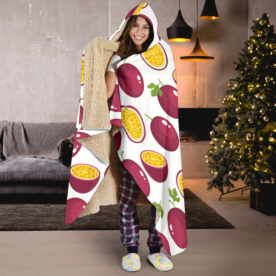 Passion Fruit Design Pattern Hooded Blanket