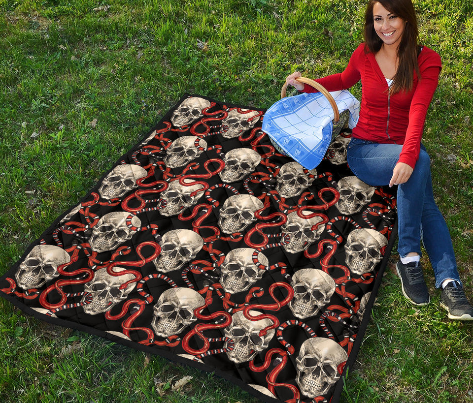 Red Snake Skull Pattern Premium Quilt