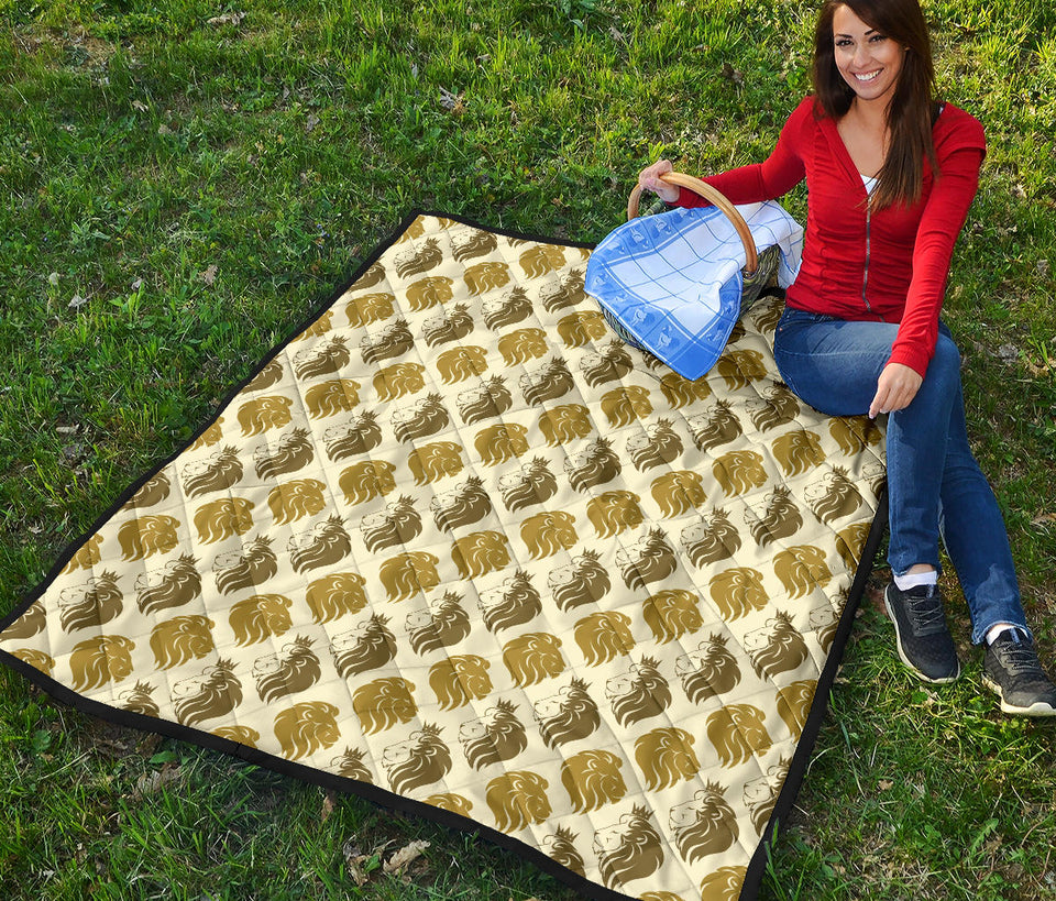 Lion Pattern Print Design 02 Premium Quilt