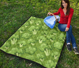 Broccoli Pattern Green Background Premium Quilt