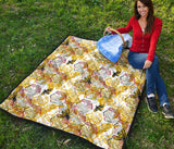 Cool Bee Honeycomb Leaves Pattern Premium Quilt