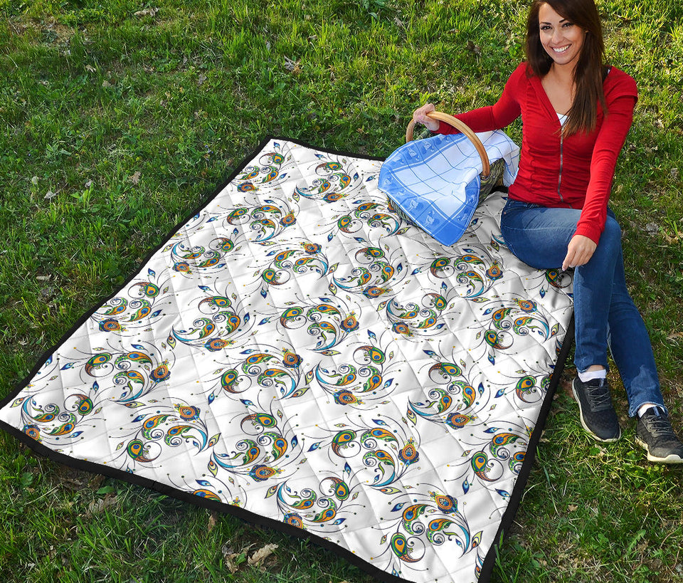 Peacock Feather Pattern Premium Quilt
