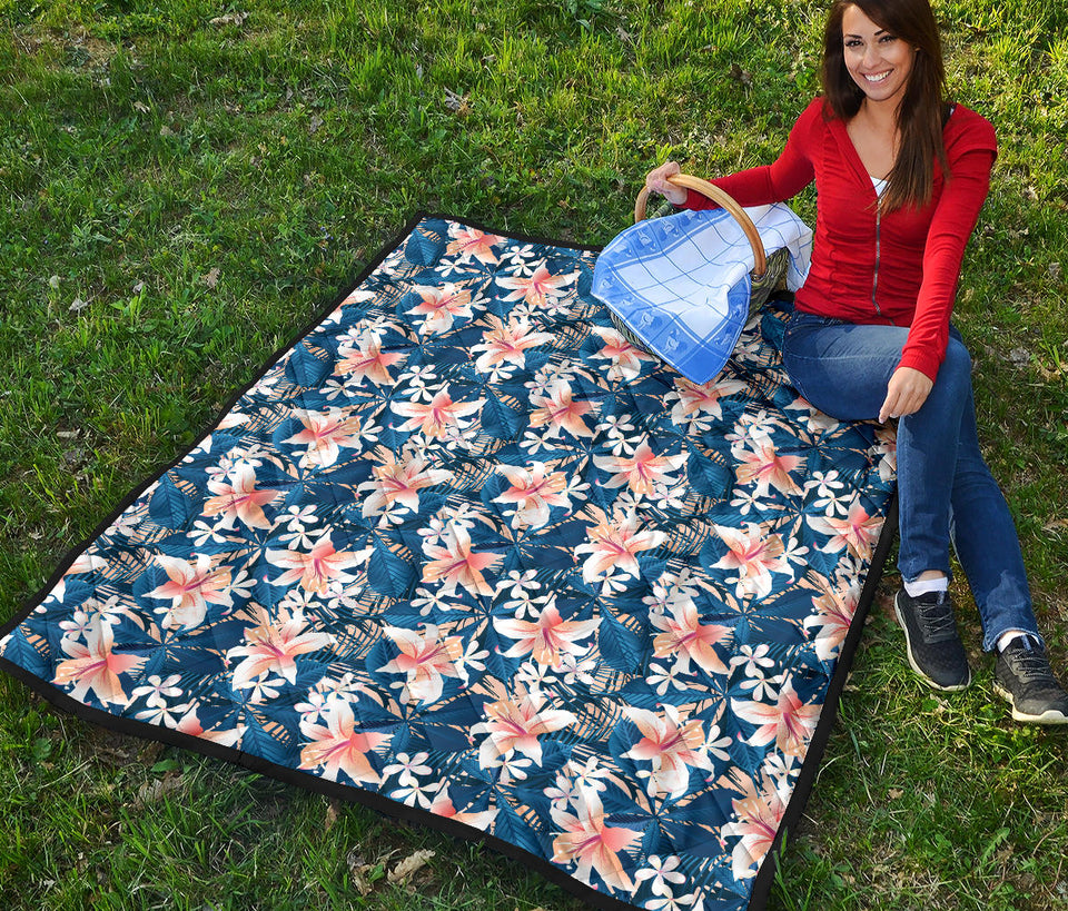 Hibiscus Pattern Print Design 02 Premium Quilt