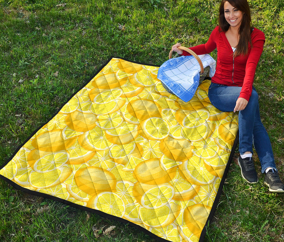 Lemon Pattern Premium Quilt