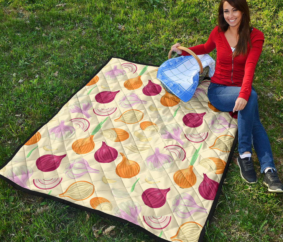 Onion Garlic White Red Pattern Premium Quilt