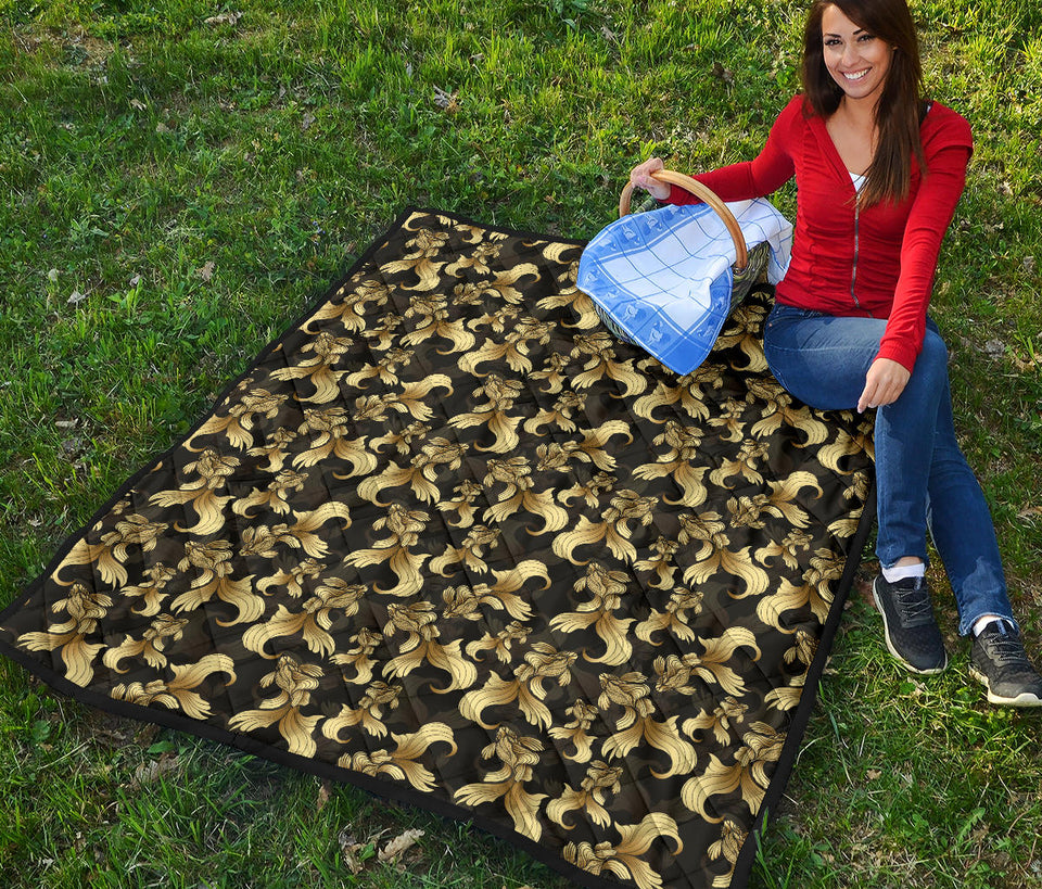 Goldfish Pattern Print Design 01 Premium Quilt