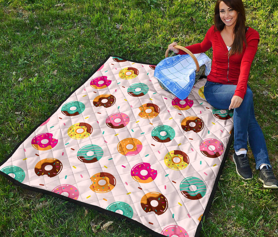 Donut Pattern Glaze Pink Background Premium Quilt