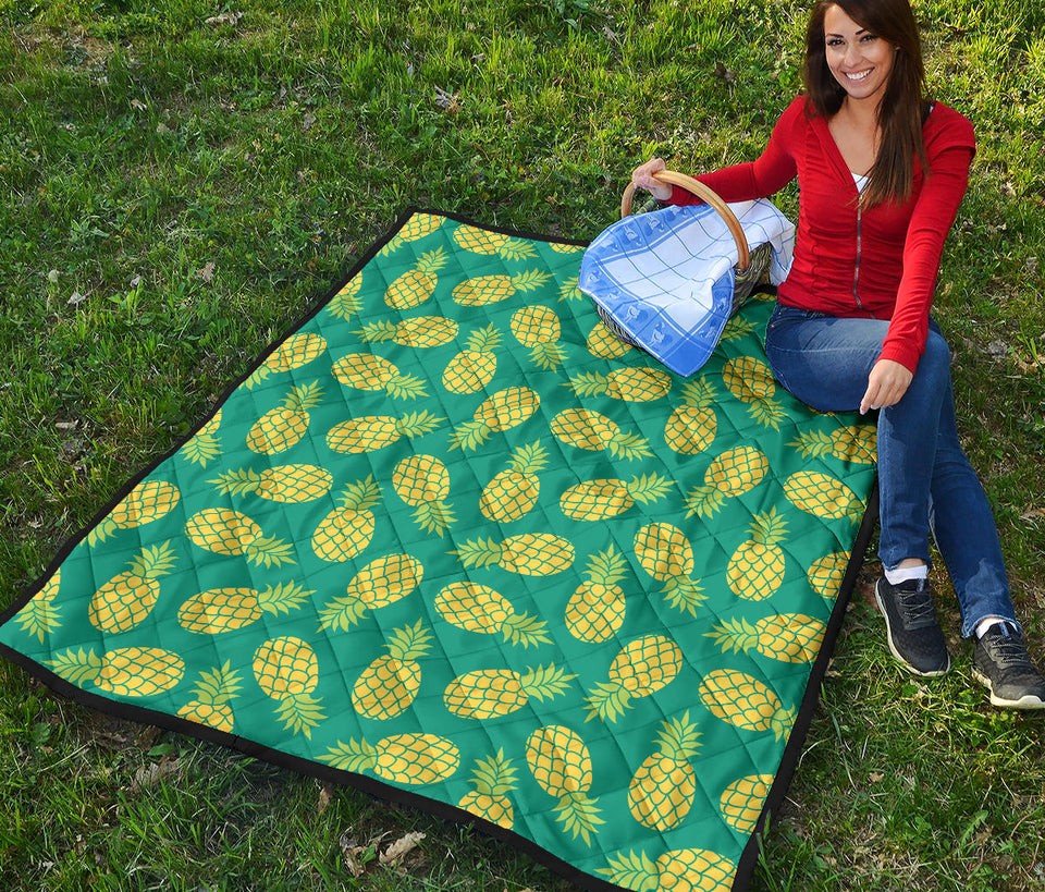 Pineapples Pattern Green Background Premium Quilt