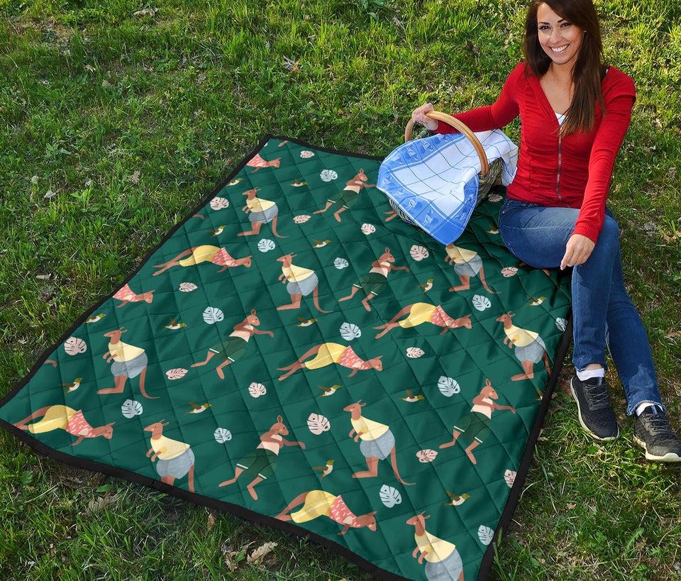 Kangaroo Leaves Pattern Premium Quilt