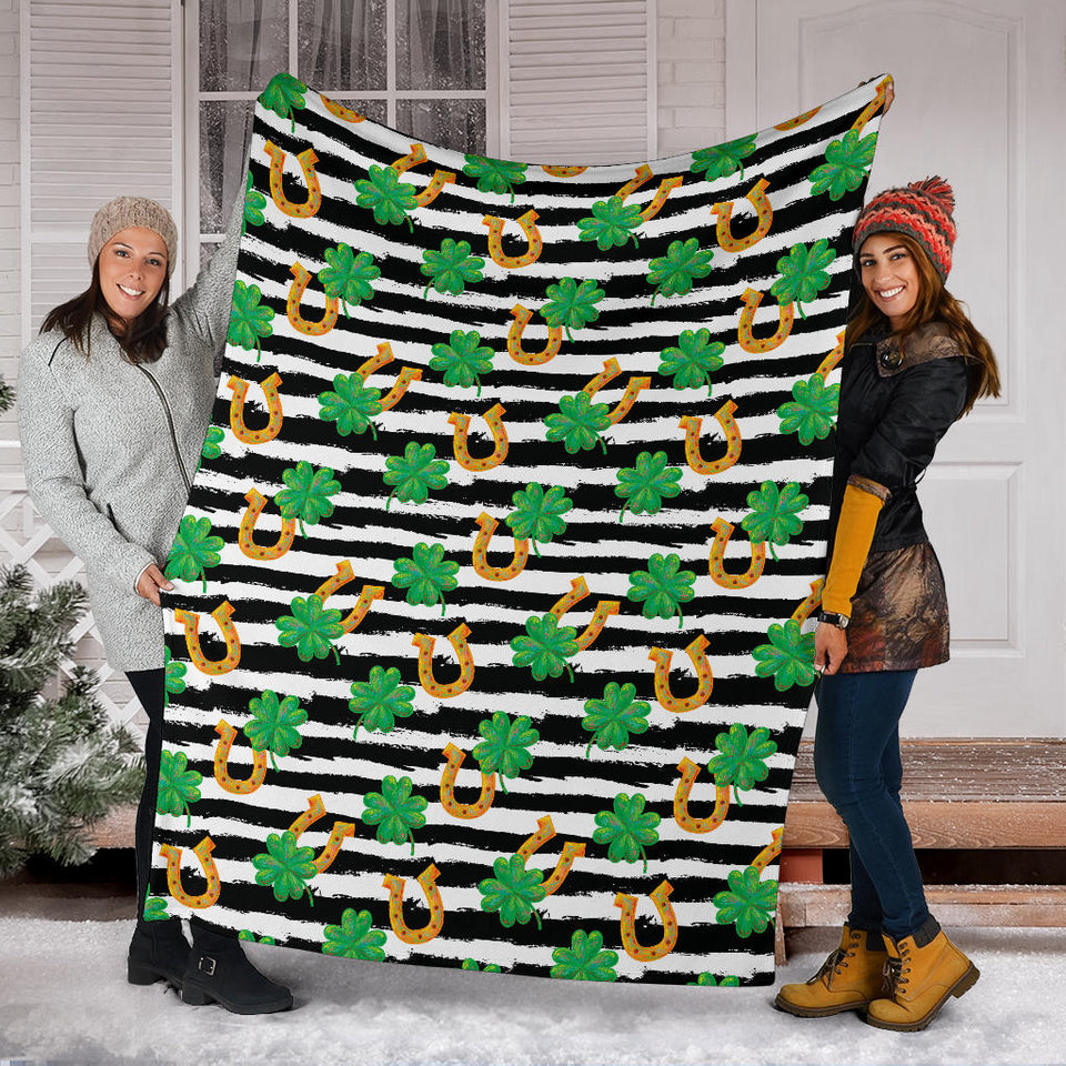 Horseshoes Pattern Print Design 01 Premium Blanket