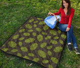 Hop Pattern Black Background Premium Quilt