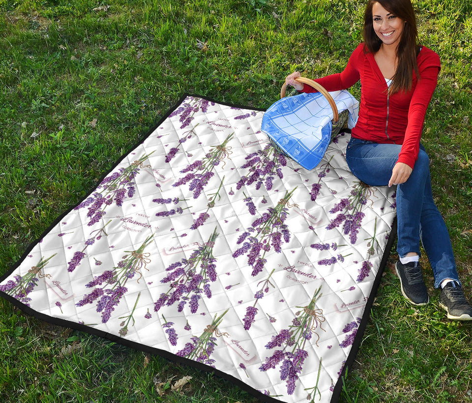 Lavender Flower Design Pattern Premium Quilt