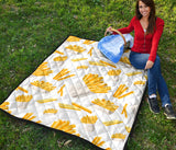 French Fries White Paper Box Pattern Premium Quilt