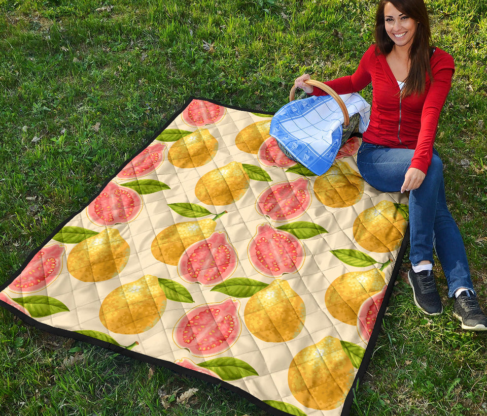 Beautiful Guava Pattern Premium Quilt