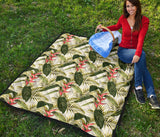Heliconia Pattern Premium Quilt