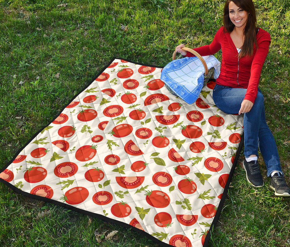 Tomato Pattern Premium Quilt