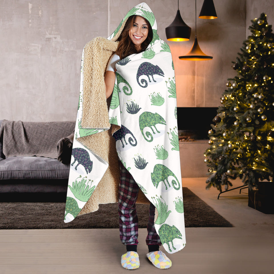 Chameleon Lizard Succulent Plant Pattern Hooded Blanket