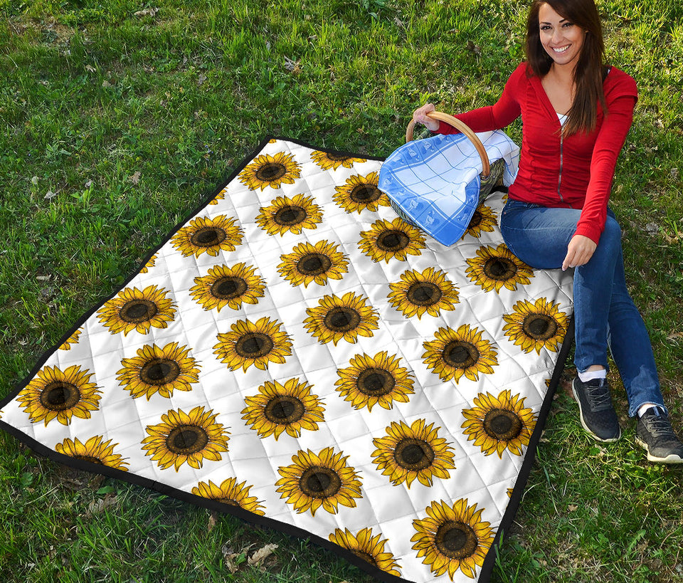 Sunflowers Design Pattern Premium Quilt