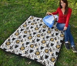 Lion Pattern Print Design 05 Premium Quilt