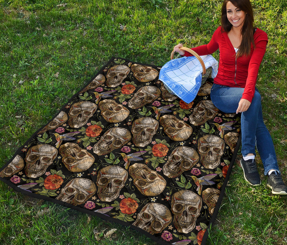 Skull Rose Humming Bird Flower Pattern Premium Quilt.